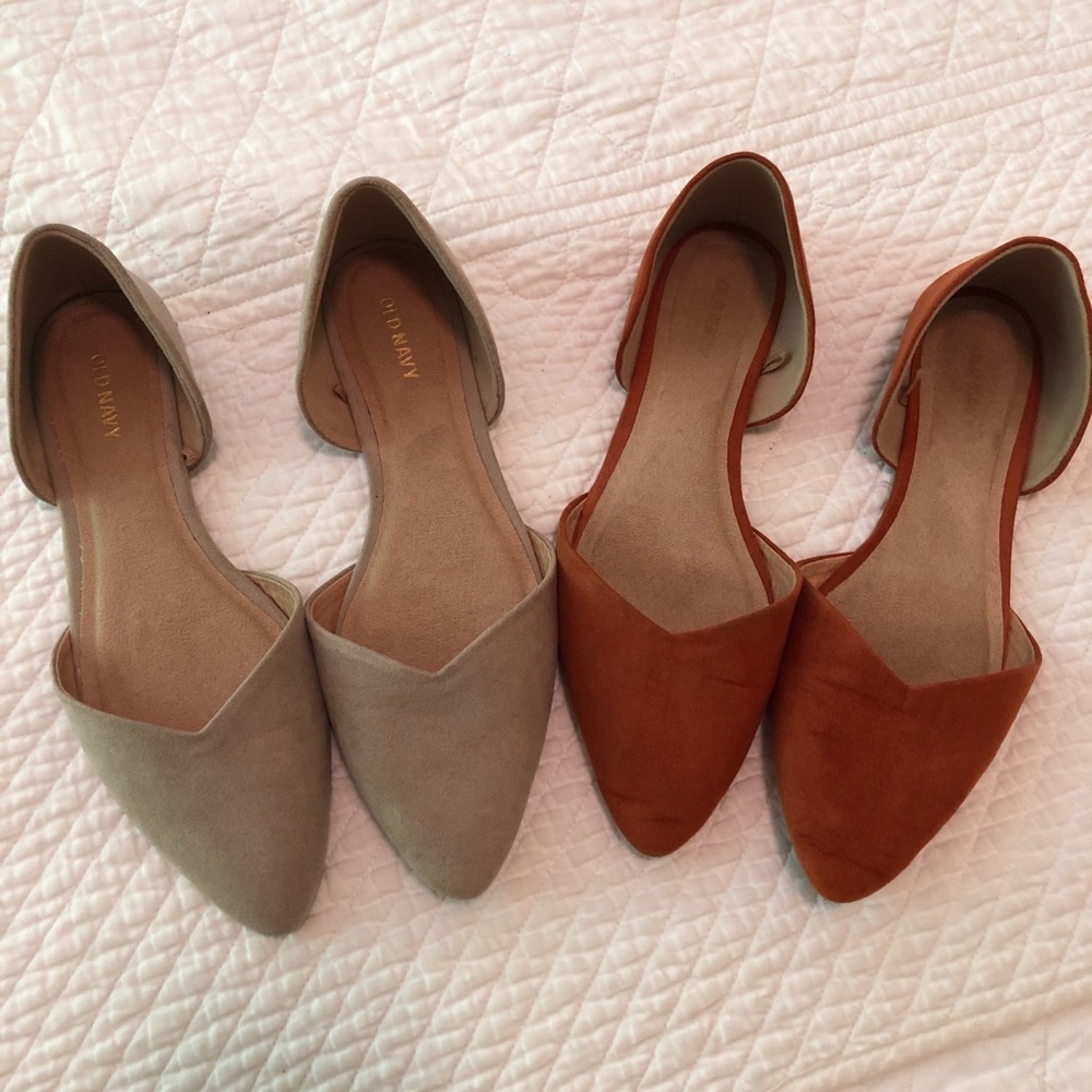 2 pairs of pointed toe flats! Adorable!
